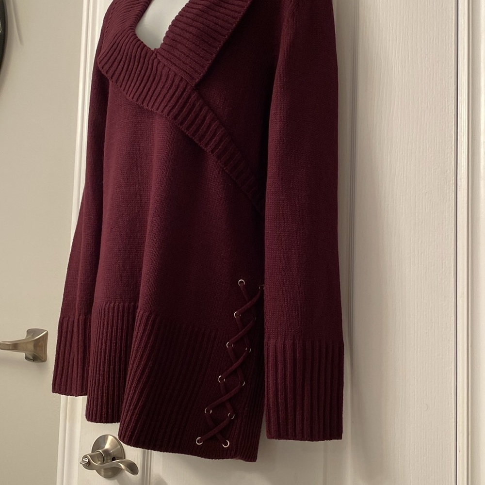 VENUS  Sweater - Picture 3 of 4